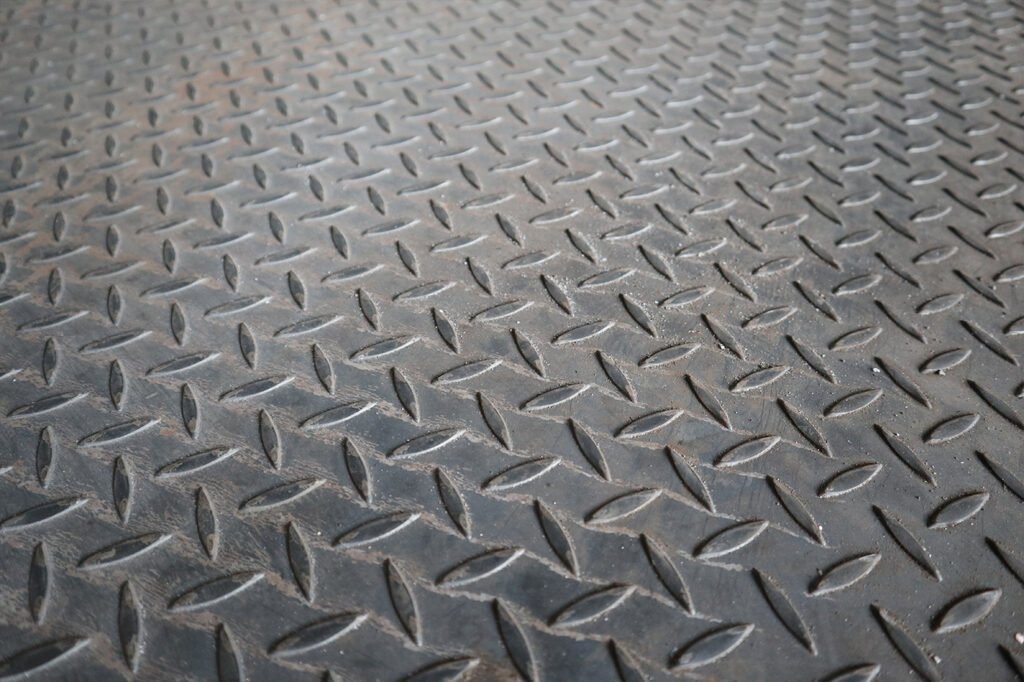 Distributor Besi Baja Plat Bordes